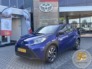 Toyota Aygo X - PLAY APPLE/ANDROID CAMERA AD-CRUISE NL-AUTO BLUETOOTH AIRCO 