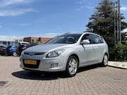 Hyundai i30 - 1.4i Blue Dynamic, Trekhaak, Airco, Clima