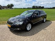 Skoda Superb - Combi 1.8 TSI Ambition o.a. met trekhaak, navigatie, comfort