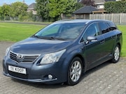 Toyota Avensis - 1.8 VVT-I Executive Automaat/ ECC/ LM/ Trekhaak/ Stoelverw