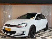 Volkswagen Golf - 2.0 TSI GTI Nwe Apk Akra Carplay Pano Keyless Cruise Control