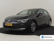 Volkswagen Golf - Style eHybrid 204Pk DSG/AUTO | Achteruitrijcamera | Navigati
