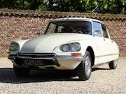 Citroën DS - DS20 Pallas "Beige Albatros" You would buy the Pal