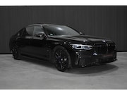 BMW 7-serie - 745Le High Exe M-Sport / Pano / 4WD Besturing / Softclose /