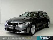 BMW 3-serie - Touring 330e Business Edition Plus | Leder | Achteruitrijcam