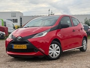 Toyota Aygo - 1.0 VVT-i x-fun/ SIDE BARS/ AIRCO/ ZEER ZUINIG