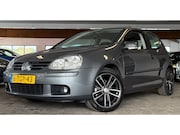 Volkswagen Golf - 1.6 FSI Sportline|APK04-27|Automaat|Panoramadak|Cruise|Elekr