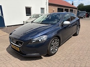 Volvo V40 - D2 Momentum