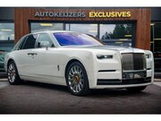 Rolls-Royce Phantom - 6.7 V12 Starlight Headliner Rear Theatre Individual Rear Sea