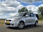 Suzuki Swift - 1.5 Exclusive