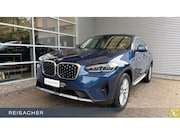 BMW X4 - xDrive 20i A StdHzg, AHK, Leder, Autom