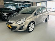 Opel Corsa - 1.4-16V BlitZ Navigatie stuurverwarming NAP