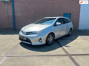 Toyota Auris - 1.8 Hybrid Dynamic