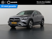 Mercedes-Benz GLA-Klasse - 180 Luxury Line | Panoramadak | Keyless | Multibeam | Stoelv