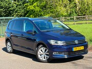 Volkswagen Touran - 1.2 TSI Comfortline Business 7p /Navi/Camera/Stoelverwarming