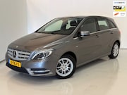 Mercedes-Benz B-klasse - 180 Ambition / NL-auto / 1e eig. / Dealeronderhouden