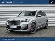 BMW iX1 - eDrive20 M Sport / Trekhaak / Panoramadak / Sports