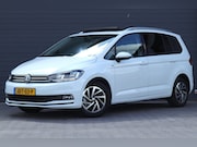 Volkswagen Touran - 1.5 TSI 7 persoons / DSG automaat / Pano / Carplay