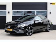 Volvo S60 - 2.0 T6 306pk R-Design - 19 inch - Sportstoelen - Camera - Tr