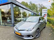 Toyota Auris - Touring Sports 1.8 Hybrid Lease Exclusive/TREKHAAK