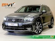 Volkswagen Tiguan - 1.5 TSI ACT R-Line / 150pk / Panorama dak / Trekhaak / Achte