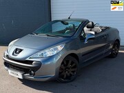 Peugeot 207 - CC 1.6-16V T Sport CARPLAY/LEDER/CRUISE/CLIMA/STOELVERWARMIN