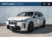 BMW iX - xDrive60 M Sport / Trekhaak / Comfort Access / Sof