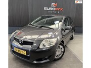 Toyota Auris - 1.4-16V Sol - 2e Eigenaar - NAP - Navigatie