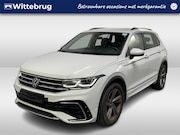 Volkswagen Tiguan - 1.4 TSI eHybrid R-Line / AUTOMAAT/ 245 PK/ 2X R-LINE/ ACC/ P
