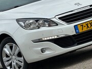 Peugeot 308 - SW 1.2 e-THP Blue Lease Executive - Blanc Nacre - Panorama/B