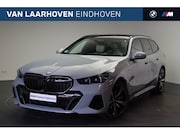 BMW 5-serie - 550e xDrive M Sport Automaat / Trekhaak / Panoramadak / Stoe