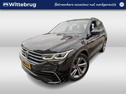 Volkswagen Tiguan - 1.5 TSI R-Line / AUTOMAAT/ PANO/ ACC/ PARK.SENSOREN V+A/ CAM