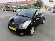 Toyota Yaris - 1.3 VVTi Sol