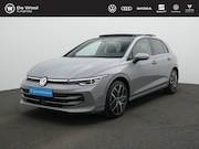 Volkswagen Golf - 1.5 eTSI 150 pk DSG 50 Edition | Panoramadak | Trekhaak | Ge