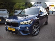 BMW X1 - SDrive20i Edition III AUTOMAAT/PANO DAK/CRUISE/NAVI/TREKH/NL