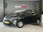 Toyota Aygo - 1.0 VVT-i x | Lage KM (NAP) | LED verlichting | Hill Hold Fu