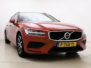 Volvo V60 - 2.0 B3 Core Adaptieve Cruise Control | Achteruitrijcamera |