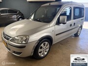 Opel Tour - 1.4-16V Essentia 5 persoons