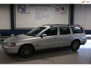 Volvo V70 - 2.4 Summum / LPG / AUTOMAAT / FACELIFT / RIJDT TOP