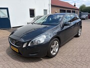 Volvo V60 - T3 Kinetic Nw. Automaat Trekhaak
