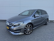 Mercedes-Benz B-klasse - 180 Lease Ed. NAP Facelift Leer Trekhaak AMG PDC 18" Carplay
