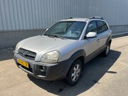 Hyundai Tucson - 2.0i Dynamic