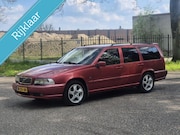 Volvo V70 - 2.5/144PK/Airco/CruiseCont/Leer/Stoelverw/Trekhaak