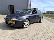 Alfa Romeo 147 - 1.6 T.Spark Export Trekhaak Remus Clima Radio