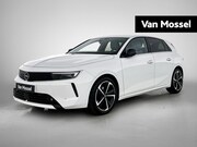 Opel Astra - 1.2 Elegance | 110pk | Navigatie | Camera | Stuur+Stoelverwa