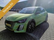 Peugeot 208 - 1.2 Hybrid 110 e-DCS6 GT | 2752km! | Camera | Climate |