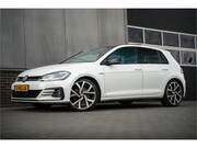 Volkswagen Golf - 7.5 2.0 TDI GTD 184 pk /Automaat/ Pano-Dak/ Sport-Stoelen/ S