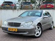 Mercedes-Benz C-klasse - 180 K. Elegance/AIRCO/CRUISE/143631 KM NAP/APK 04-2027