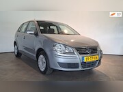 Volkswagen Polo - 1.4-16V Optive 5-Drs Airco / trekhaak