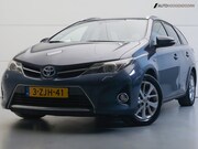 Toyota Auris - Touring Sports 1.8 Hybrid (NAVIGATIE, PANORAMA, STOELVERWARM
